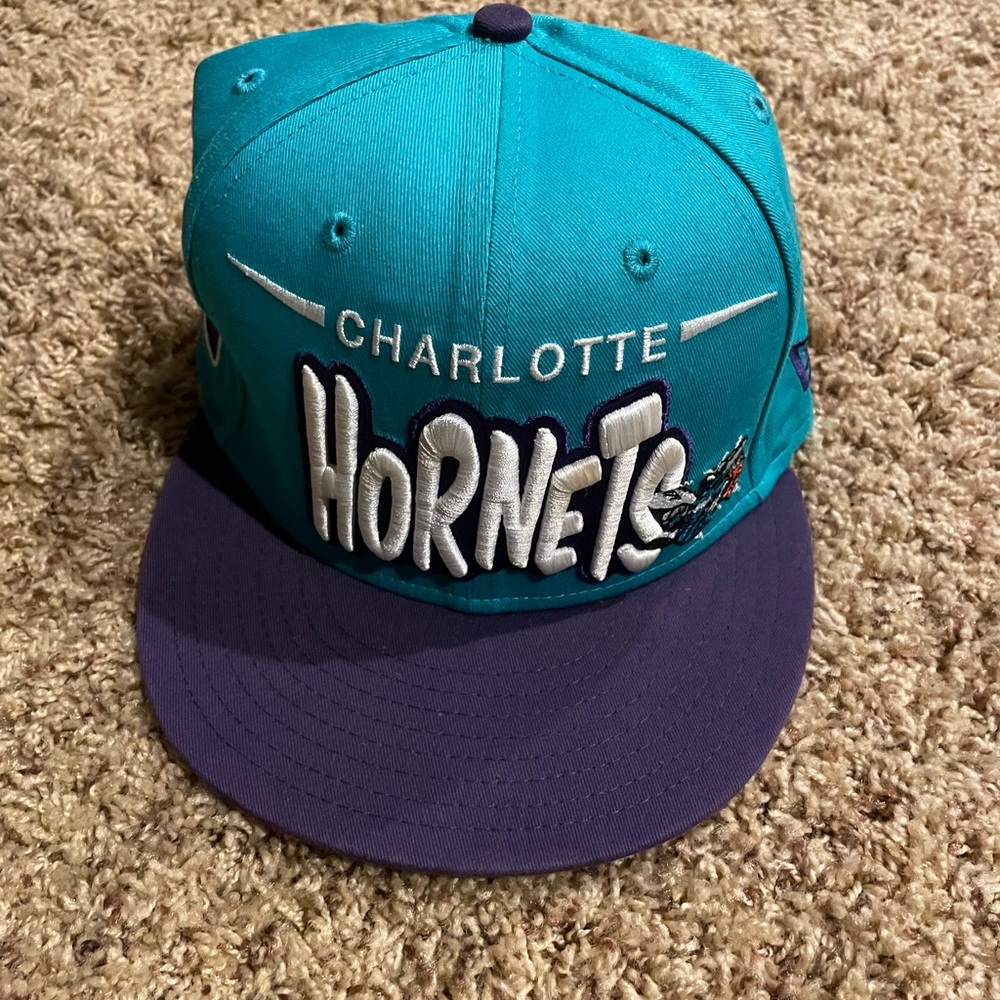 Charlotte Hornets New Era Hardwood Classics flat brim snap back